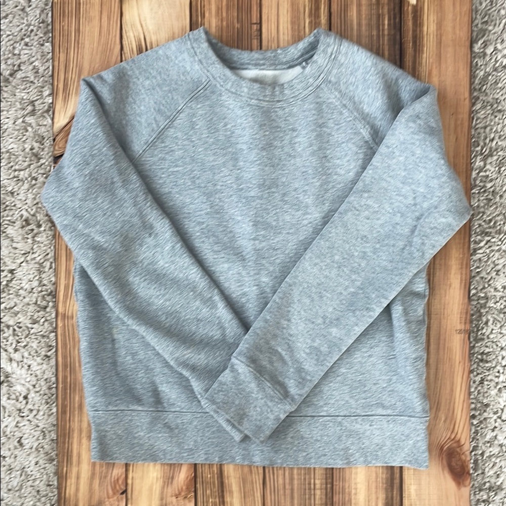 Gray Cardigan Sweater with Ribbed Cuffs and Hem